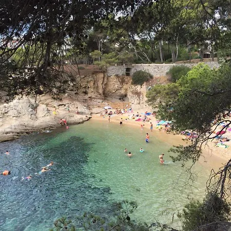 Daire Beautiful Apartment, Swimming Pool And 2
